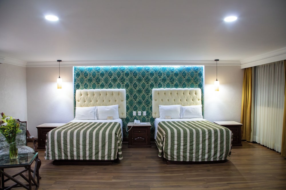 Suite, Non Smoking - Photo 1