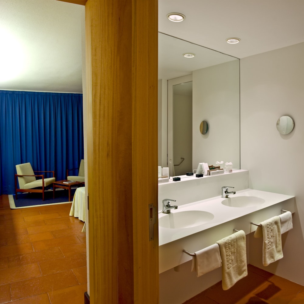 Standard Double Room - Photo 3