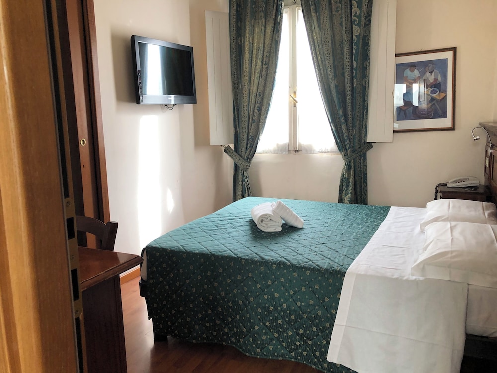 Classic Double Room Single Use