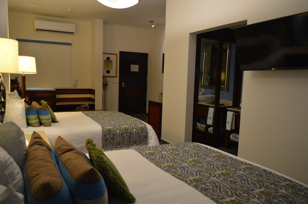 Standard Double Room photo 2