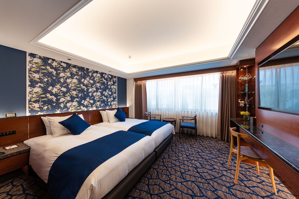 Superior Twin Room, Non Smoking - Photo 1