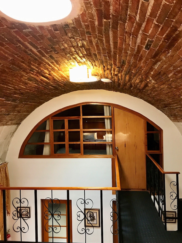 Family Apartment, 2 Bedrooms, Fireplace, Garden View photo 3