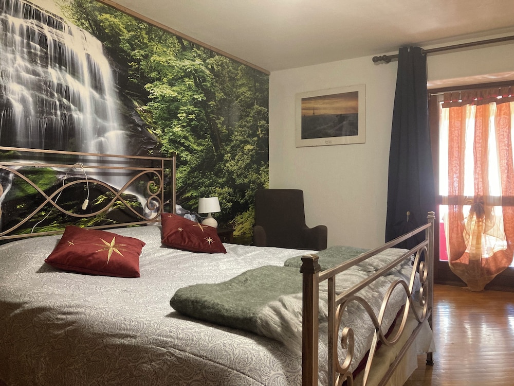 House, 2 Bedrooms, Smoking, Balcony