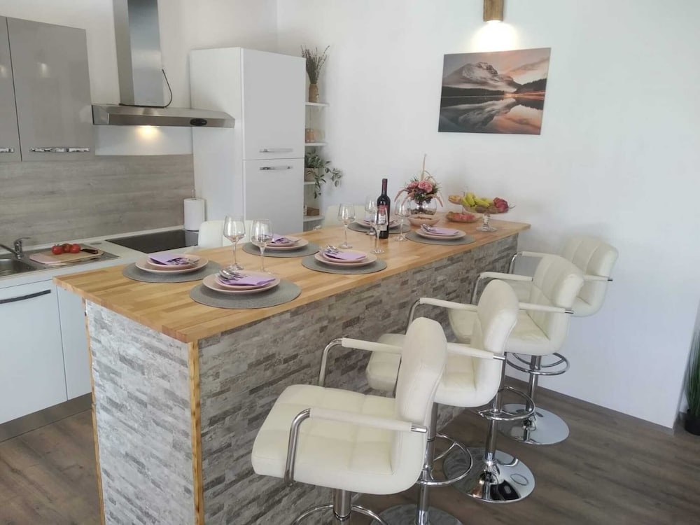 House (Holiday Home Luca) photo 2