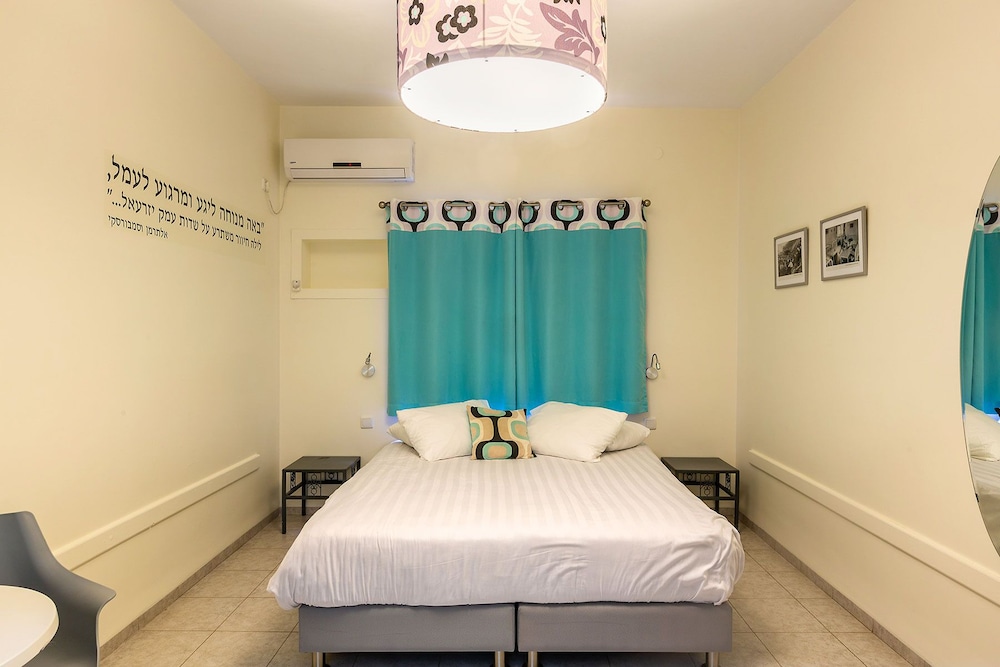 Classic Double or Twin Room photo 3