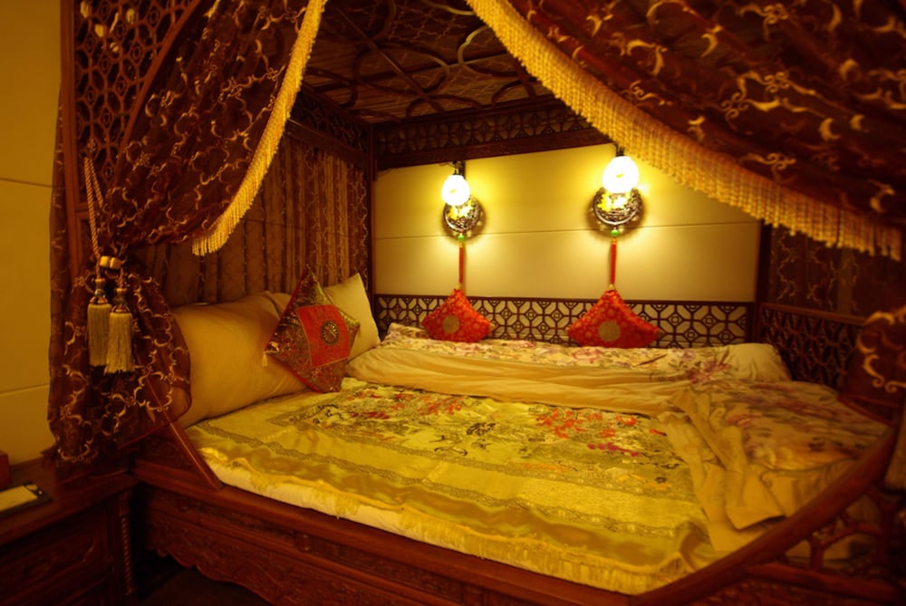 Deluxe Suite photo 3