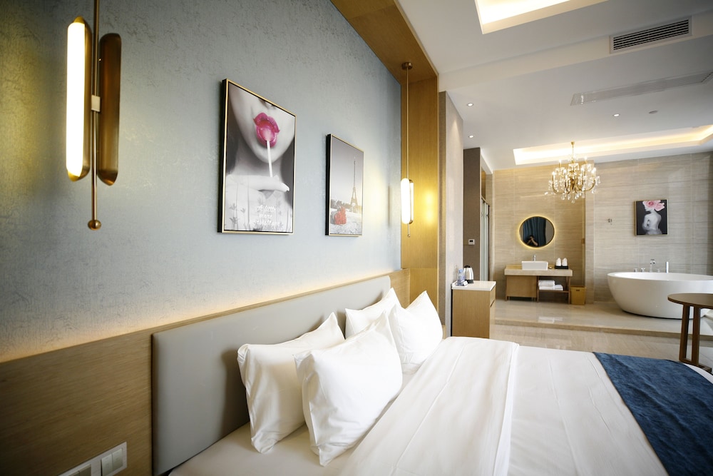 Presidential Double Room photo 2