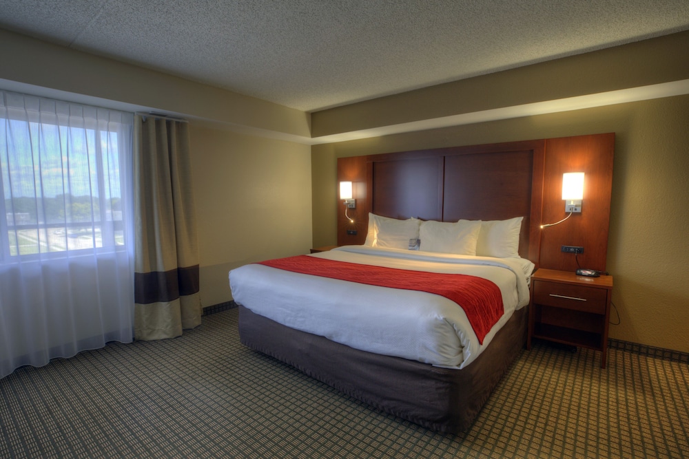 Efficiency, Suite, Multiple Beds, Non Smoking - Photo 7