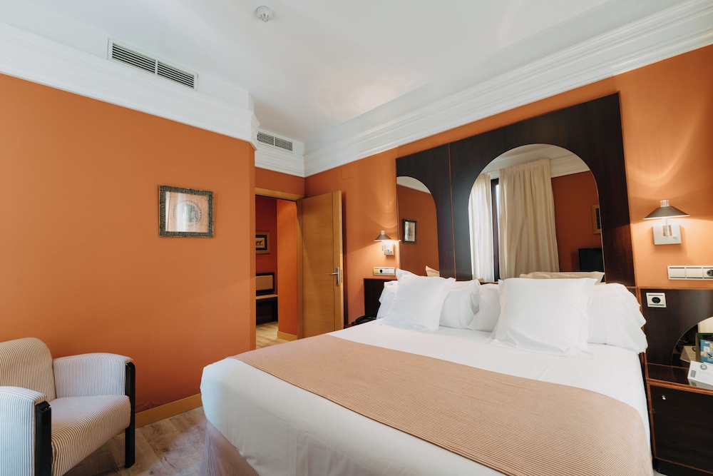 Double Room - Photo 4