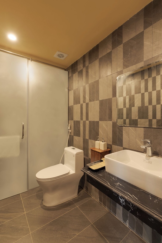 Deluxe Double Room, 1 Bedroom, Garden View photo 3