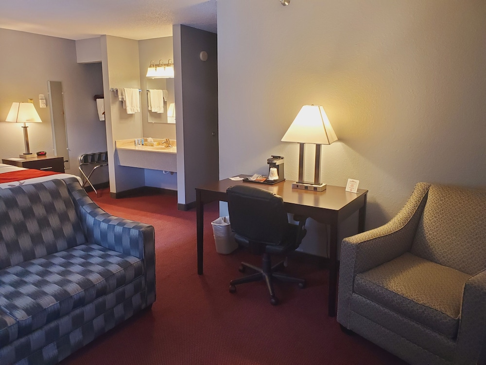 Executive Suite, 1 King Bed photo 2