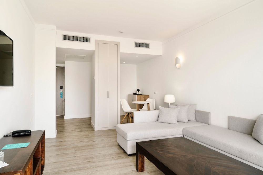 Suite 2 Adults + 3 Children