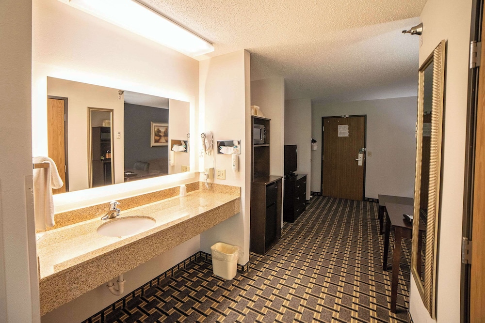 Suite, Non Smoking photo 3