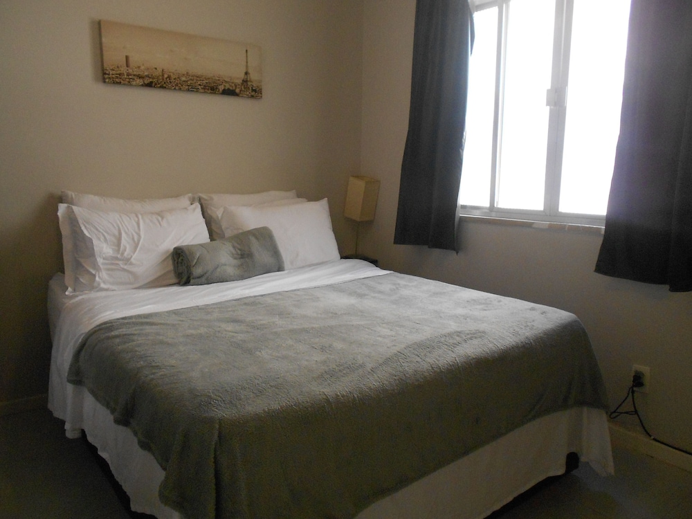 Apartment (1 Bedroom)