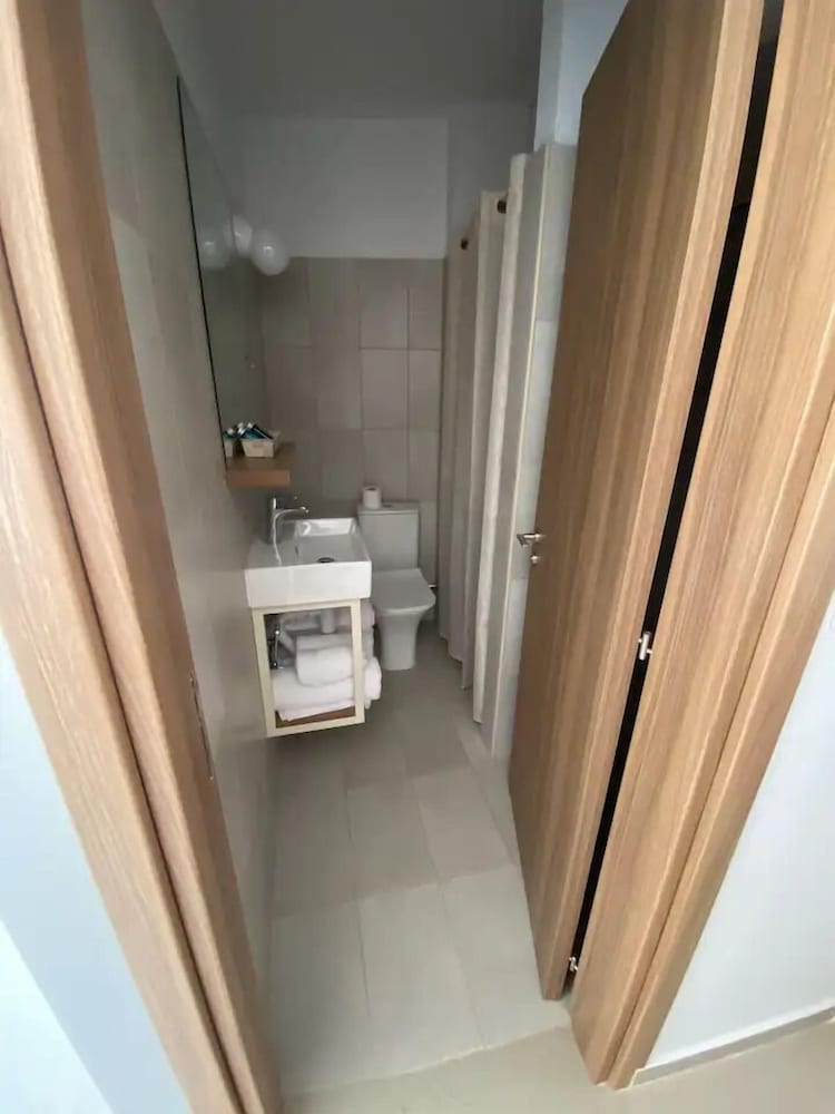 One Bedroom Apartment Suite 208 photo 2