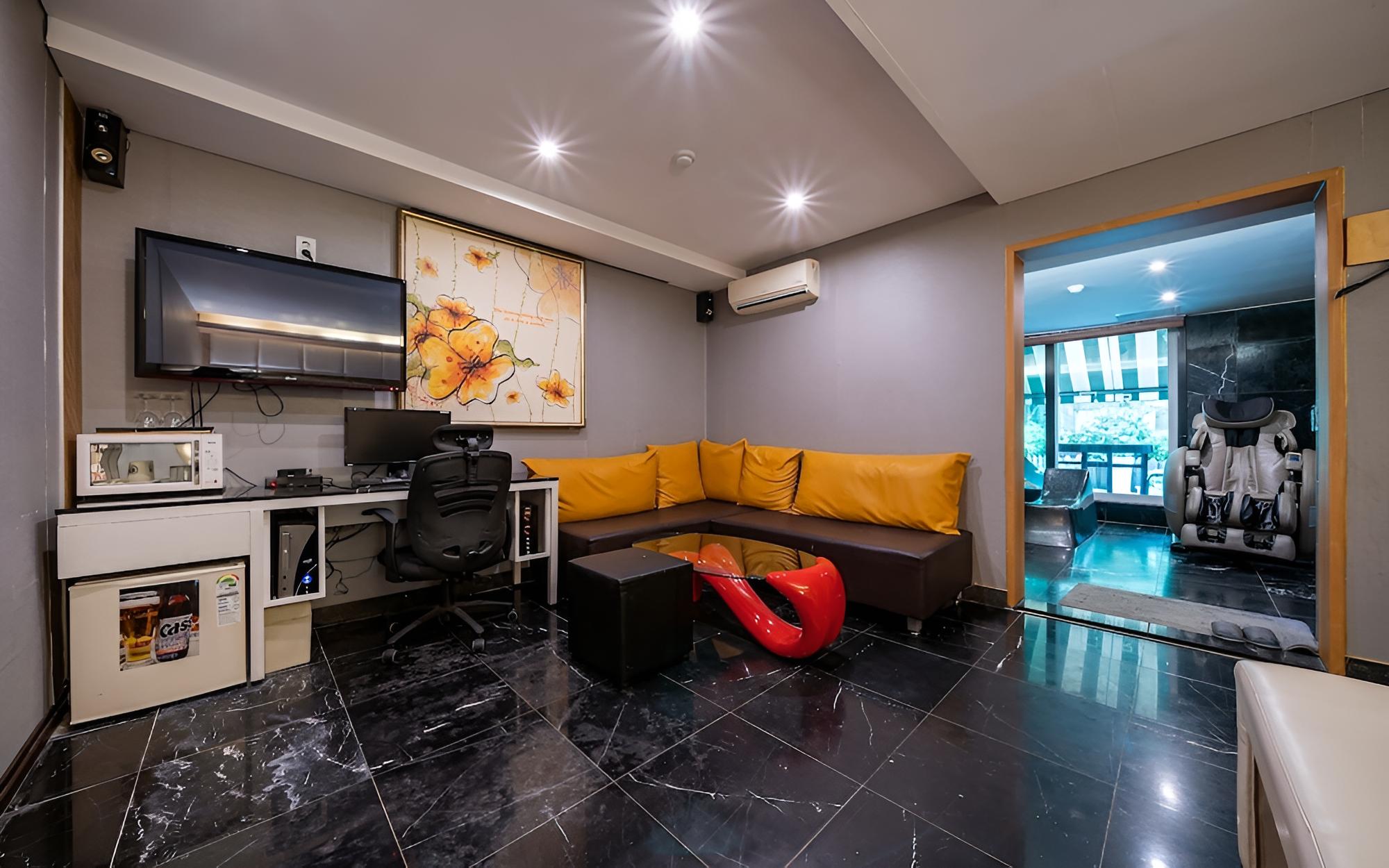 Room (VIP-terrace) - Photo 6