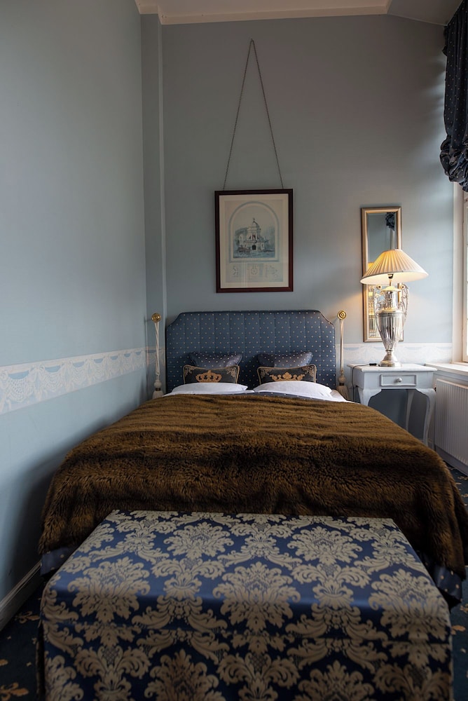 Royal Room photo 2