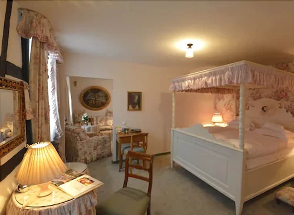Comfort Suite photo 3