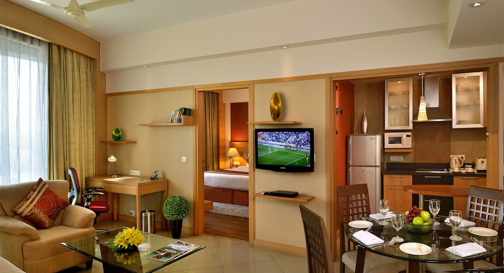 Suite, 1 Bedroom photo 2