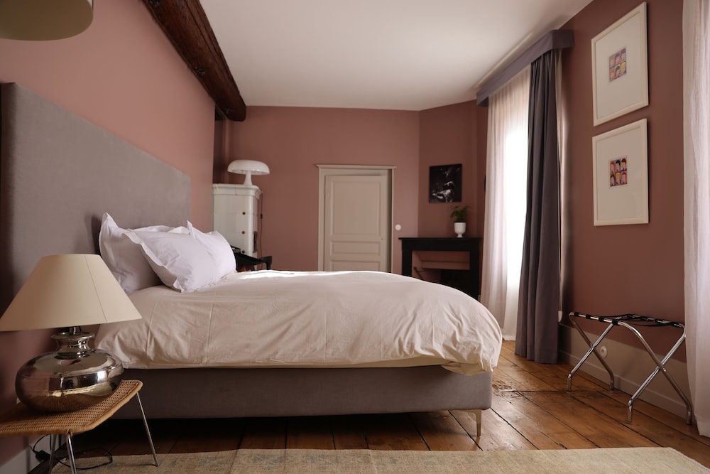 Deluxe Room, Multiple Beds, Mountain View photo 1