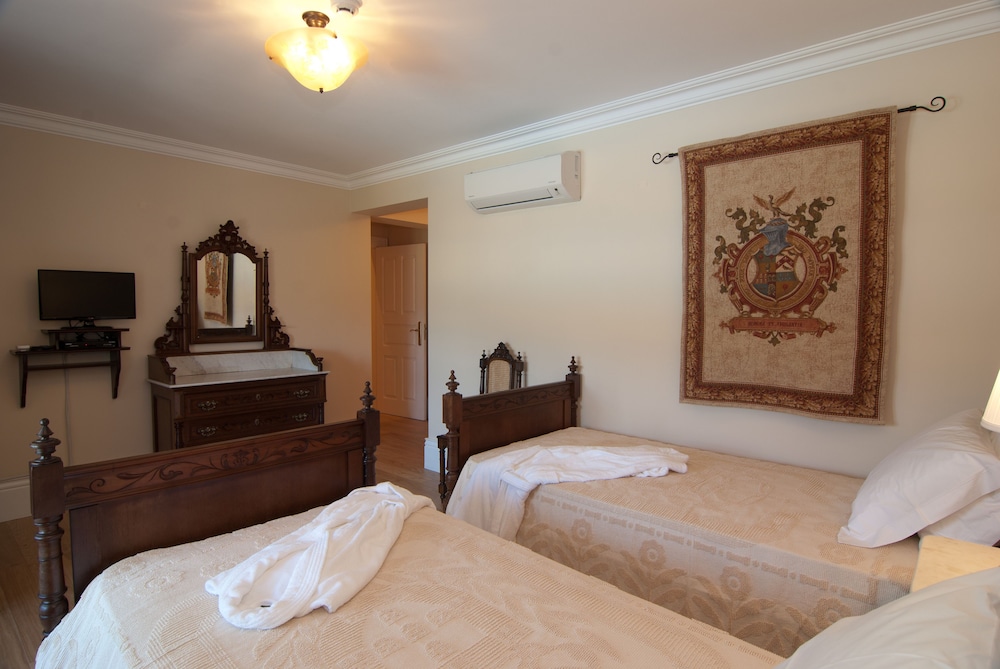 Twin Room, Balcony