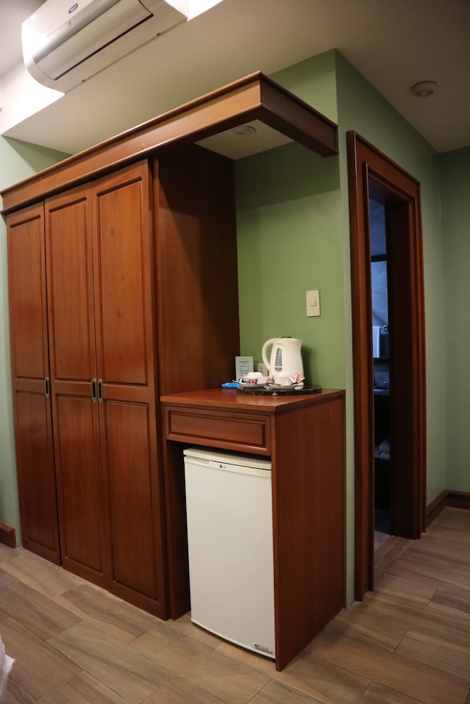 Premier Room