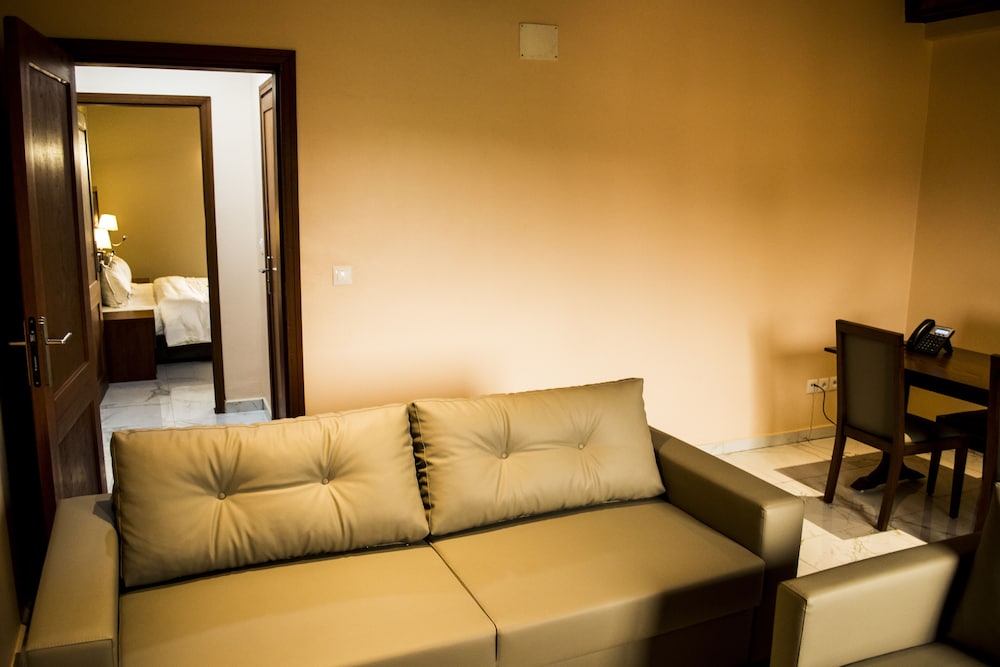 Suite, Non Smoking photo 3