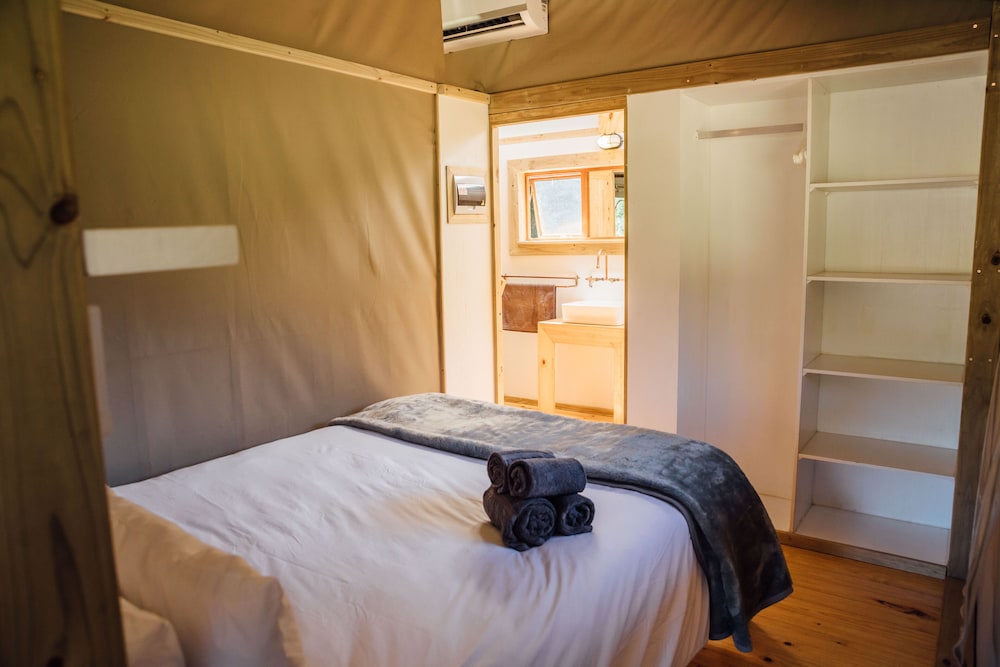 Luxury Tent photo 2