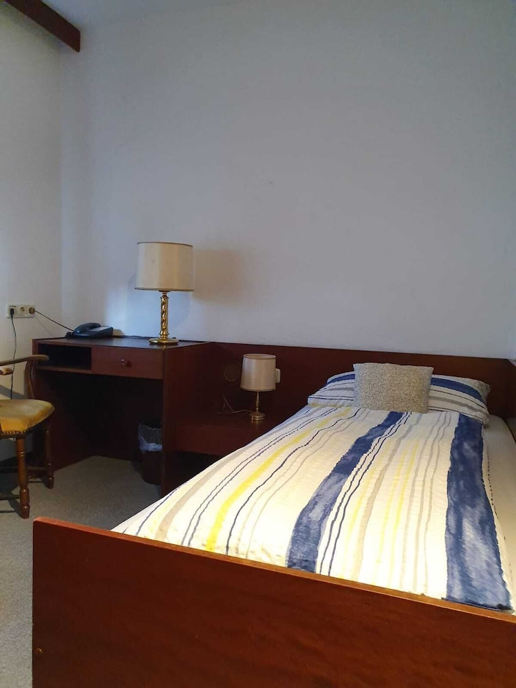 Single Room photo 1
