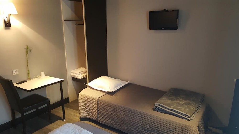 Triple Room,Private Bathroom (shared toilets) photo 1