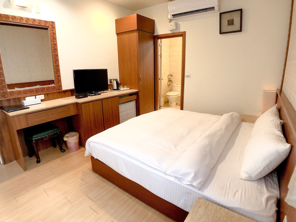 Standard Double Room - Photo 2