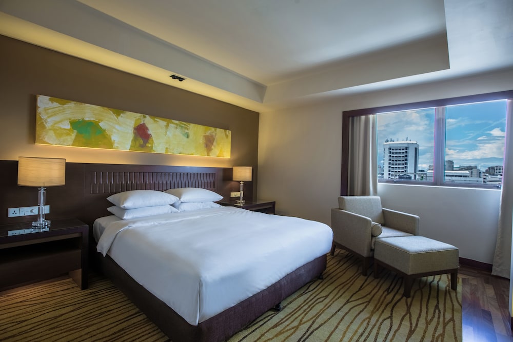 Regency, Suite - Photo 4