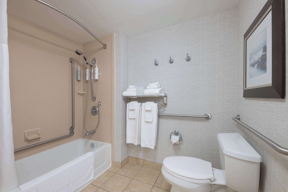 Room - Photo 5