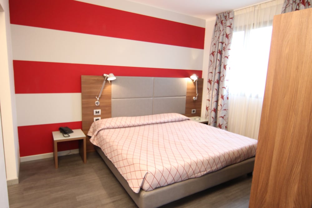 Room (Double Single use)