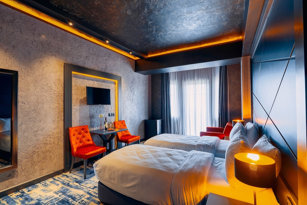 Deluxe Double or Twin Room, Sea View - Photo 40