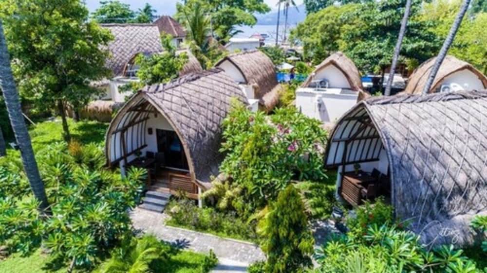 Garden Pool Bungalow photo 2