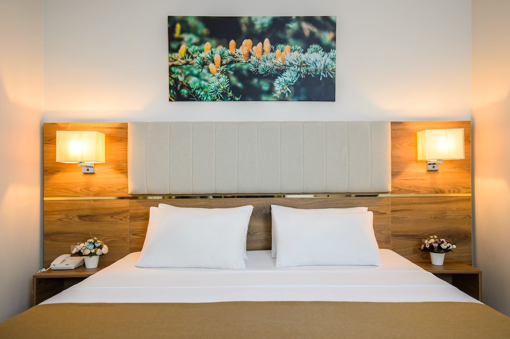 Comfort Double or Twin Room, Partial Sea View photo 2
