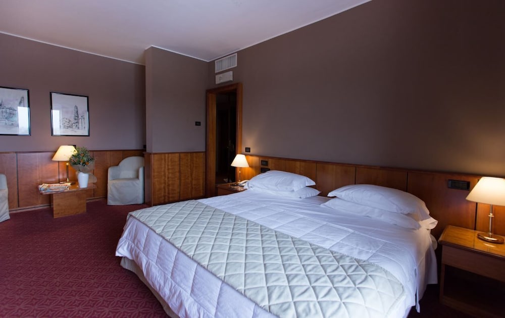 Standard Double Room photo 1
