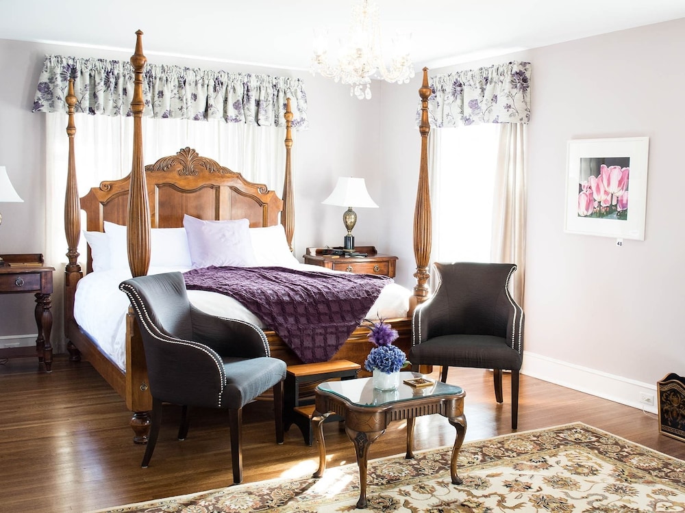 Suite, Ensuite, River View (The Hull)