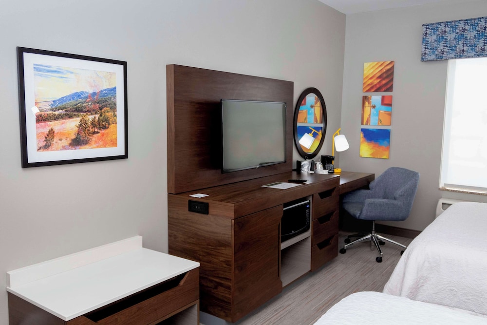 Room, 2 Queen Beds, Accessible, Non Smoking - Photo 7