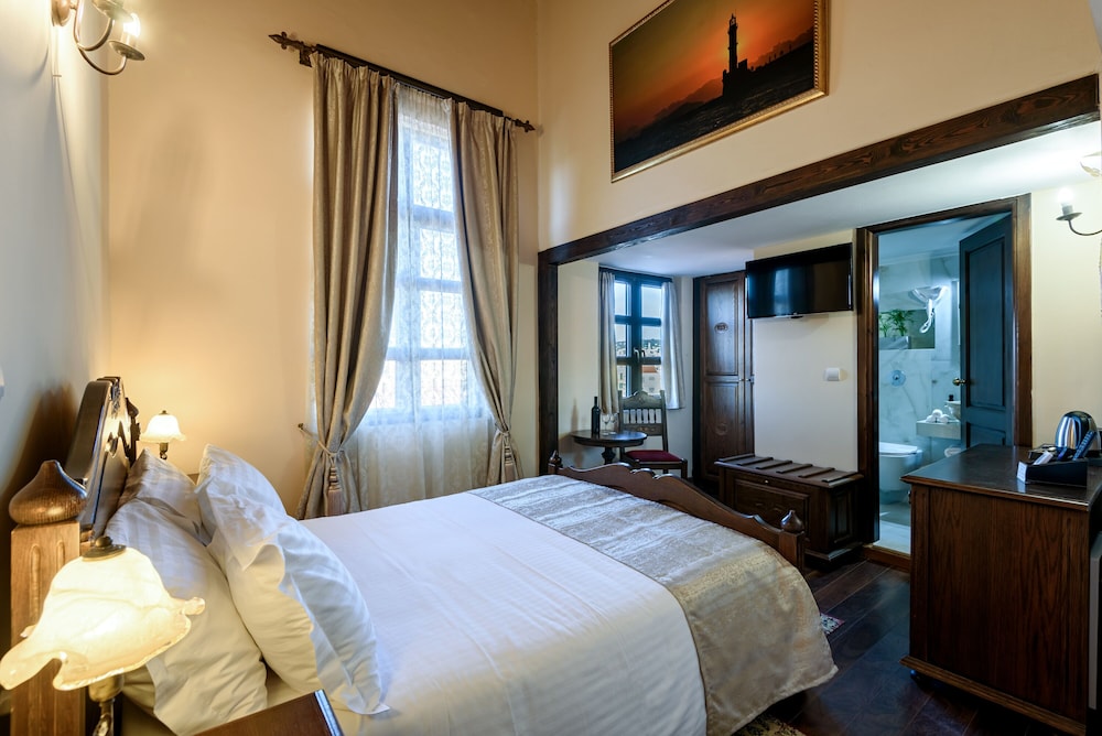 Double Room, Harbor View - Photo 3