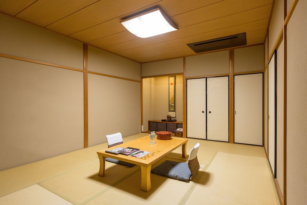 Family Room, Non Smoking, Annex Building - Photo 1