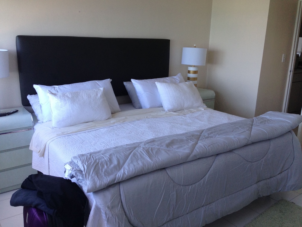 Standard Apartment, 1 Bedroom, Non Smoking (Apartment 615) photo 3