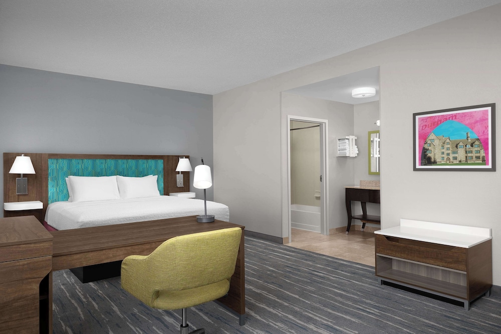 Studio Suite, 1 King Bed with Sofa bed - Photo 3