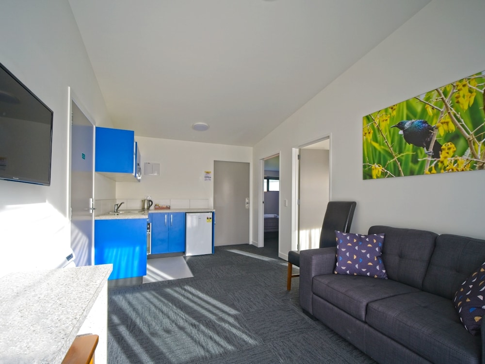 Two Bedroom Access Motel Unit