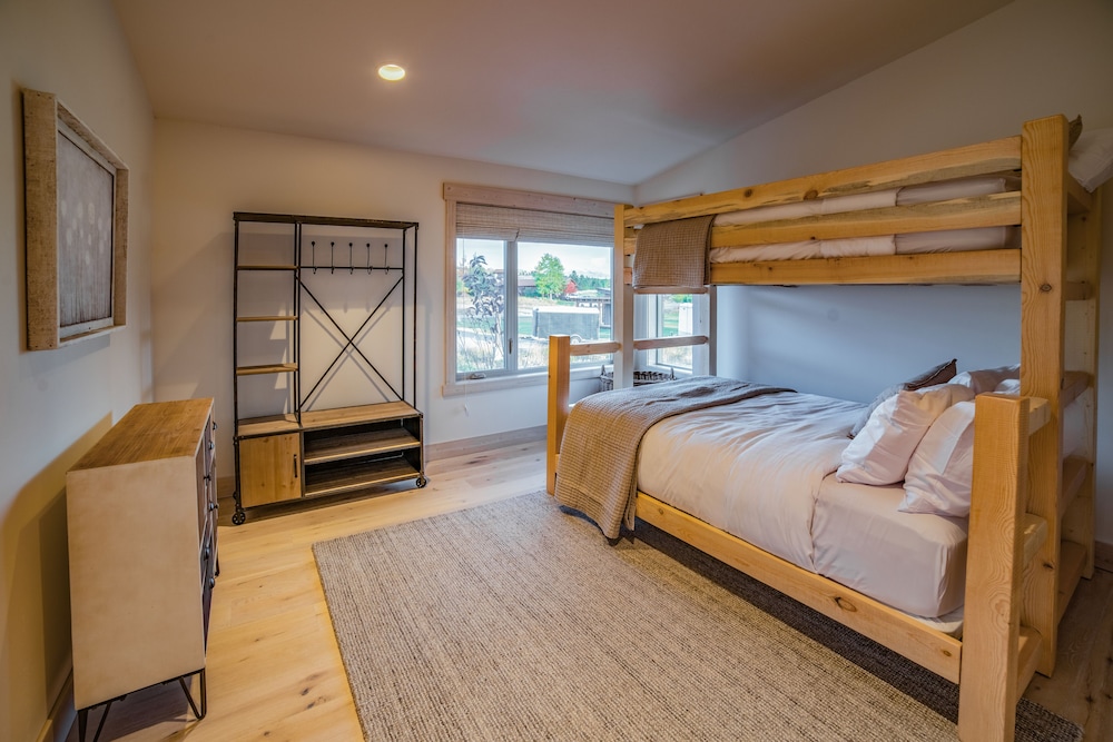 Cottage 1216