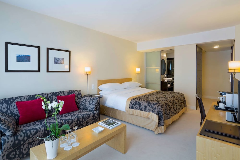 Executive Room - Photo 4