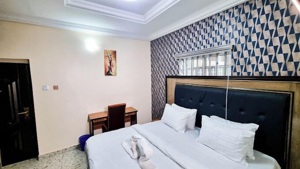 Economy Apartment, Balcony, City View