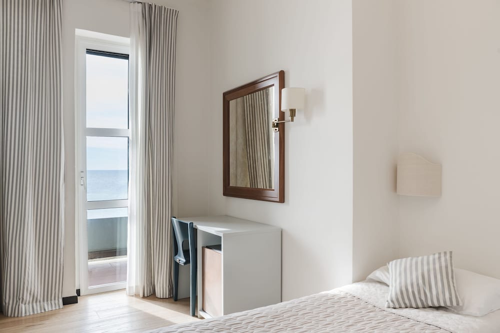 Superior Room, Balcony, Sea View photo 2