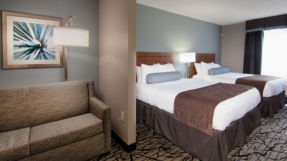 Suite, Multiple Beds, Non Smoking, Refrigerator & Microwave (with Sofabed) - Photo 5